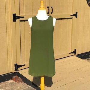 NWT Norah Sleeveless Shift Dress